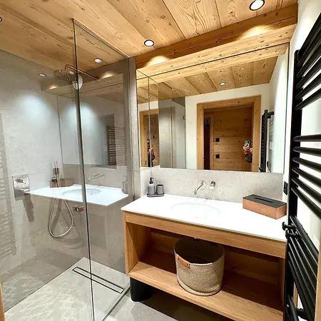 Prestige Helios 12 Guests * Megève