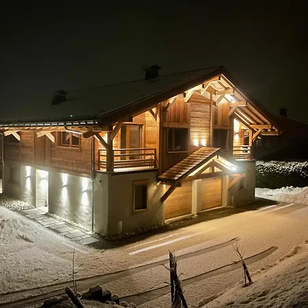 Prestige Helios 12 Guests Dağ evi *
